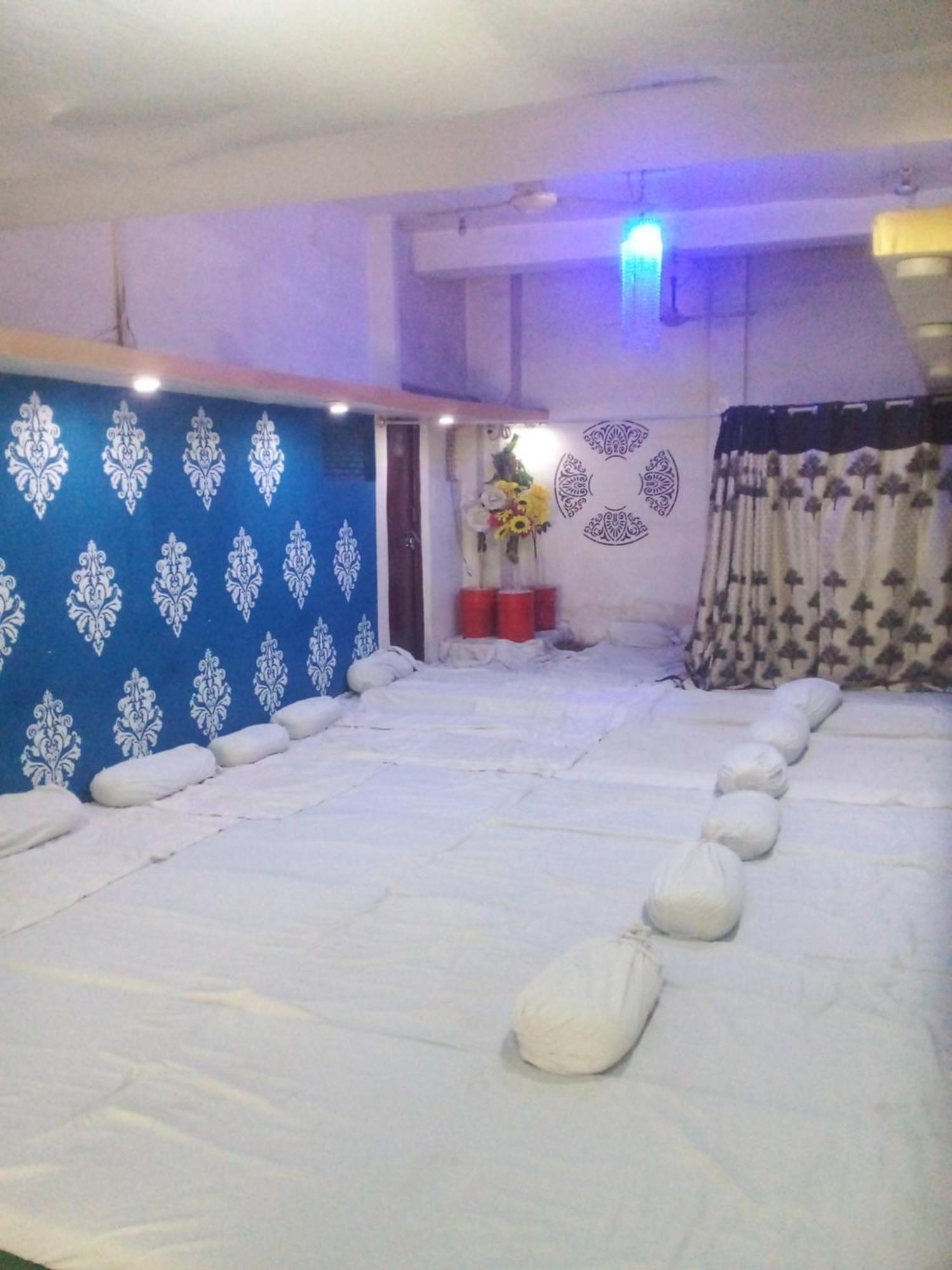 International Hotel In Gorakhpur Kültér fotó
